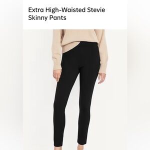 NWT Old Navy Extra High-Waisted Stevie Skinny Pants - Black